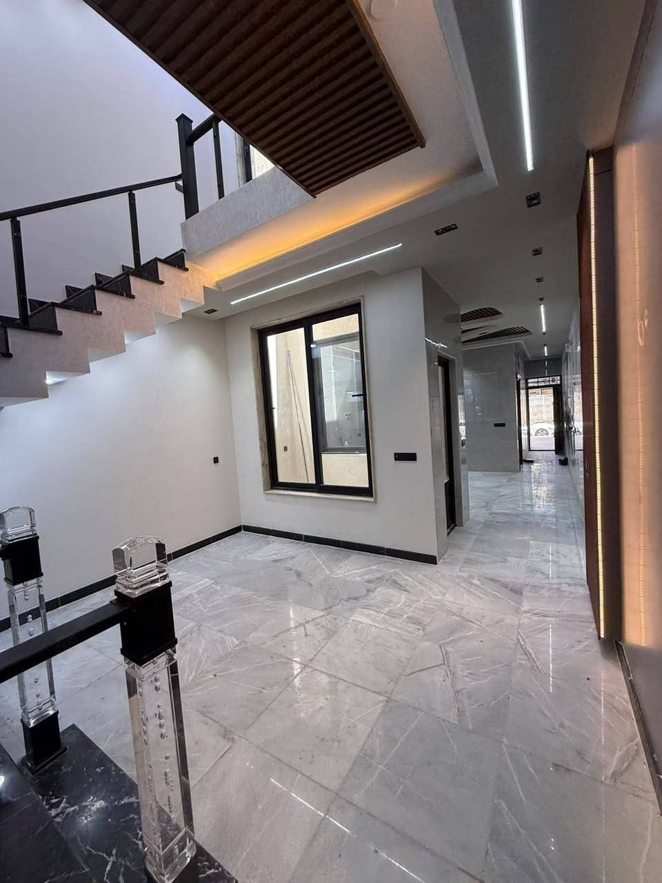 🏡مشتمل ١٥٠ متر
واجهة ٥ نزال ٣٠
 مدخلين
 ٤ غرف نوم
📍حي البنوك
📲للاستفسار ***********
مكتب ازاد شارع الكنيسه
