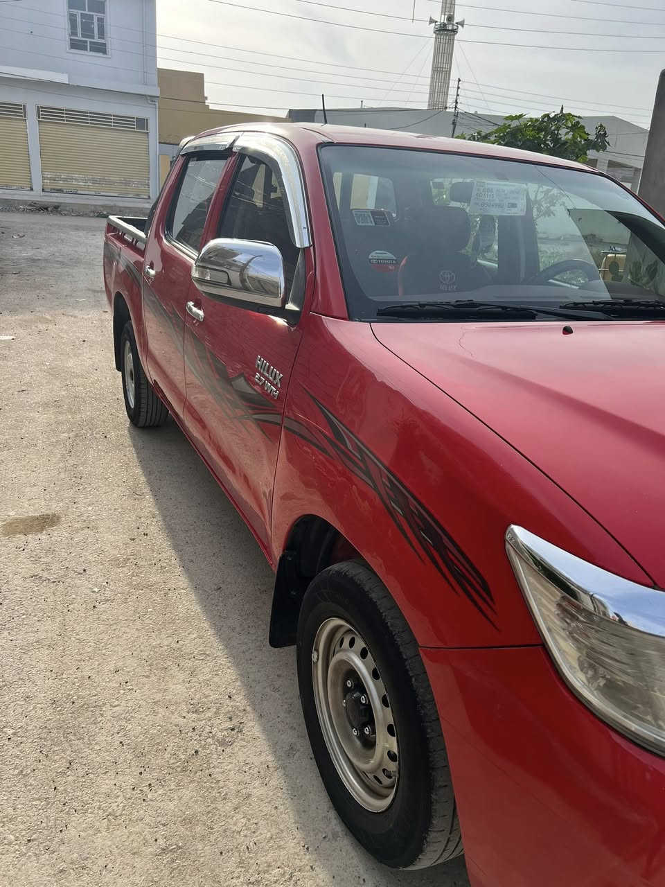 السلام عليكم تيوتا هايلوكس موديل ٢٠١٤ سردار شاصي ١٢ رقم شمالي سليمانيه اوتوماتيك سياره حلوه جاهزه من كلشي بسمي شخصين تحويلك مباشر سنويه ٢٠٢٩ محرك ما مفتوح لا صرف ولا بخار تدفئه تبريد كله شغاله مكان ديالى بعقوبه للاستفسار 
***********
