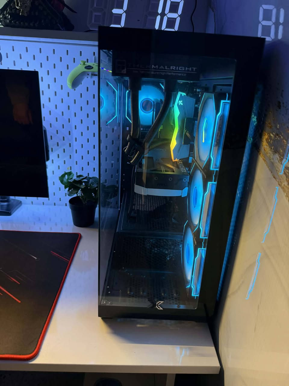 موجود هذي الكيس مستعمل نظيف جدأ سعره 70الف بدون الفانات 80الف ويه الفانات


**إذا كنت صاحب هذا الإعلان وتريد حذفه لأي سبب، رجاءا أرسل رسالة إلى الدعم الفني**