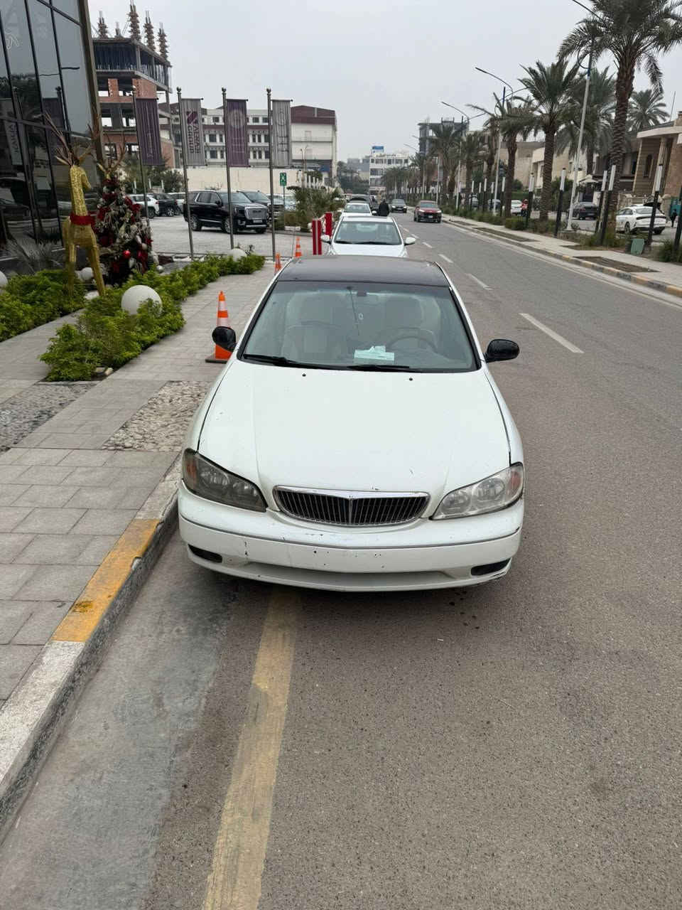 السلام عليكم 
نيسان مكسيما 2008 للبيع او للمراوس 
كير ومحرك بلاد لاتنقيص ولا تبخير 
السيارة نضيفه مال مزاد اوراقها كامله حتى استمارة ساحب كلشي مخلص بوجهك تروح ترقم بغداد 
دوشمه جديده يرادلها ملاحضات بسيطه 
العنوان:بغداد المنصور 
***********
