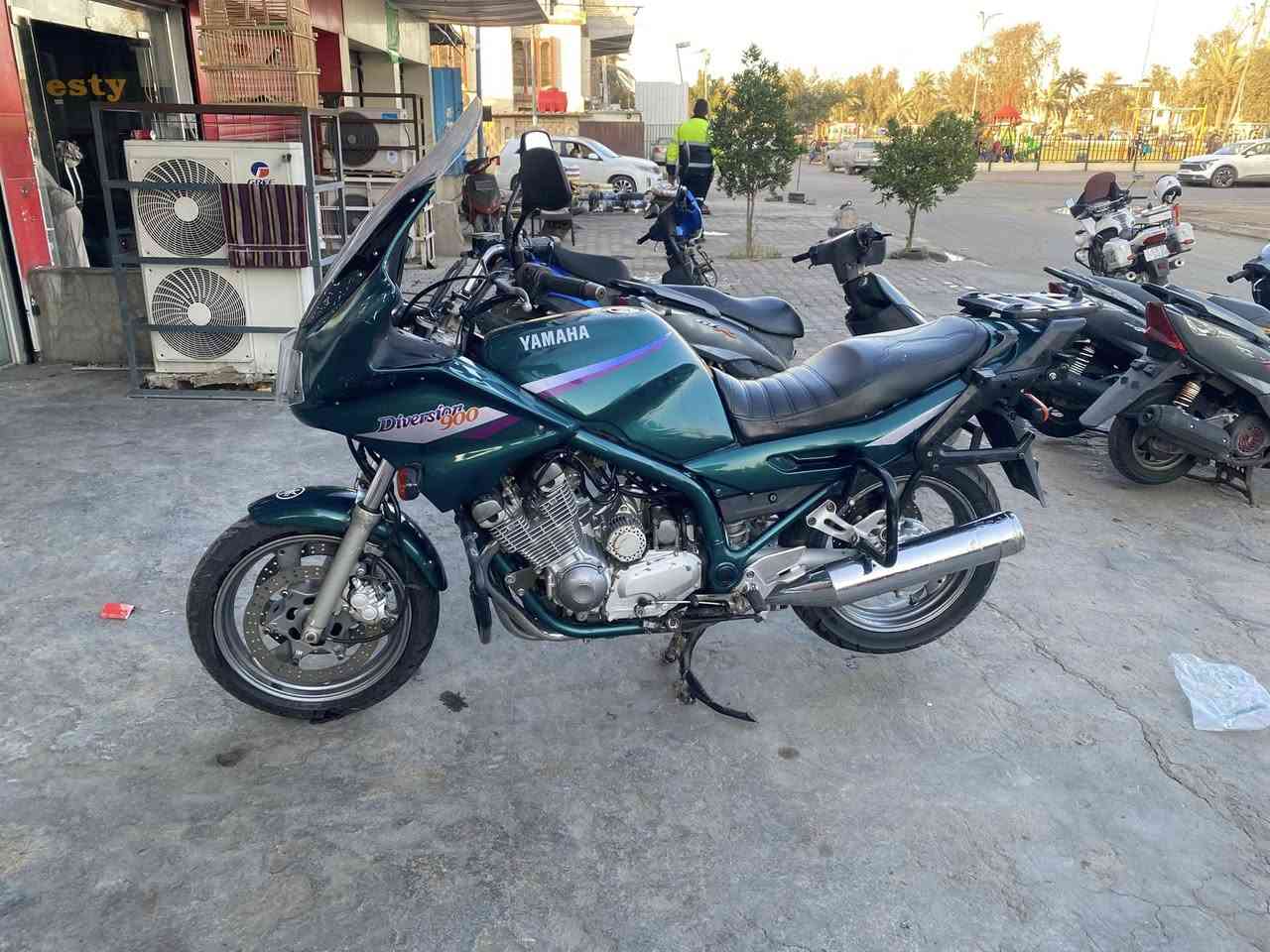 السلام عليكم دراجه ياماها 900 المكان شارع فلسطين قرب مستشفى الكندي *********** الدراجه بدون رقم السعر 21
