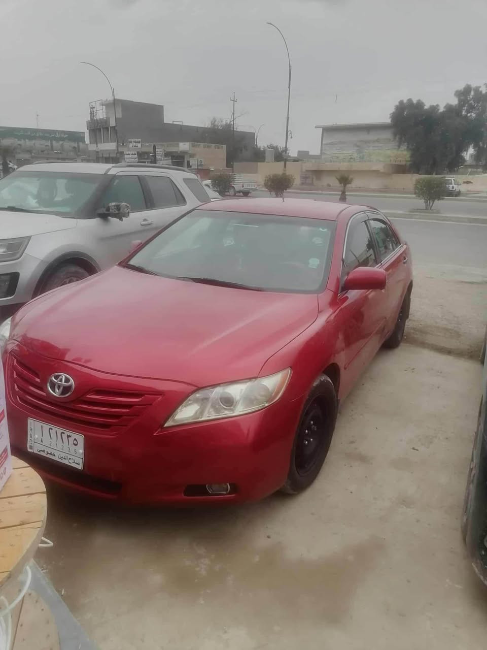 كامري 2009 وارد امريكي بيها ربع بونيد فقط ومحرك خيط بخار قليل جدا باقي كله مكفول كير صدر شرط بدون جلح بدون دواخل سياره جديده رقم صلاح الدين مكان تكريت شارع الاربعين *********** تكريت, صلاح الدين
