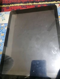 آيباد الجيل السادس للبيع، بحالة جيدة جدًا. التخزين الداخلي 32 جيجابايت...