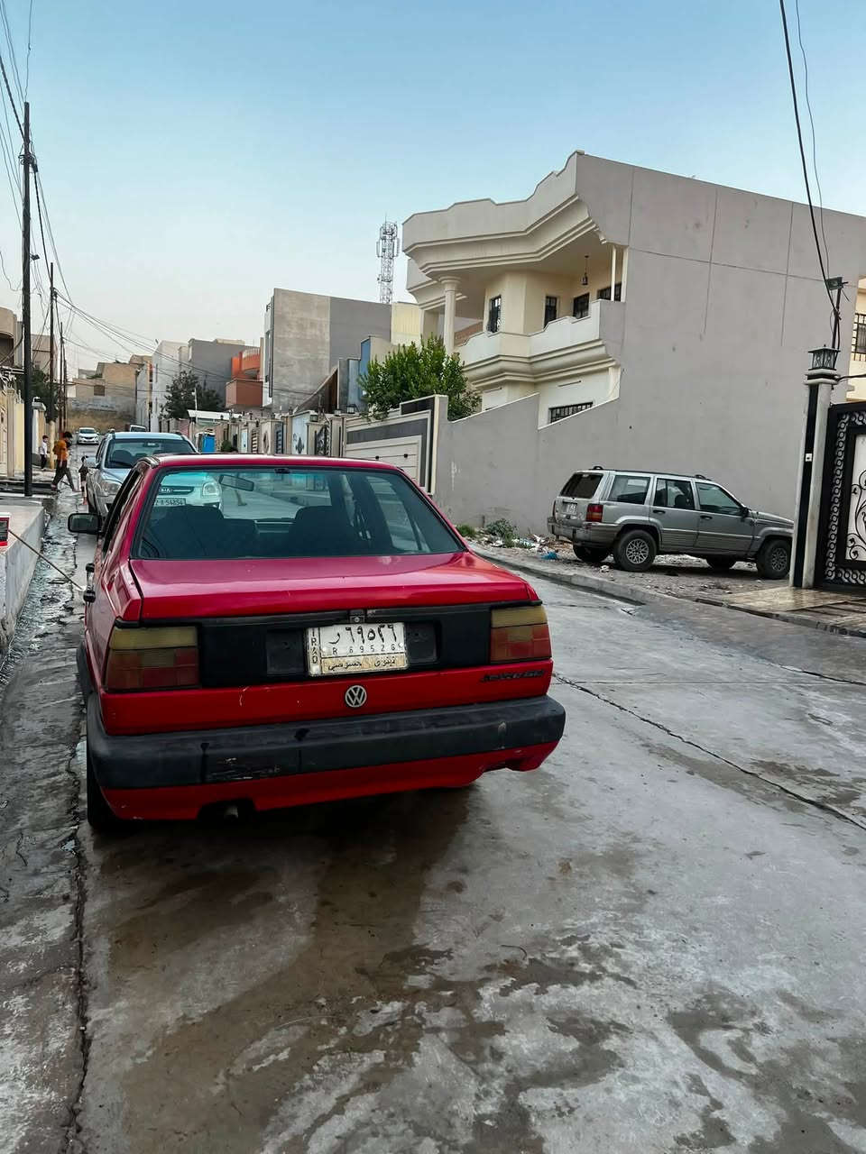 كولف جيتا موديل 91مكينة صفر ثمانية بيها نفخ سيارة مصبوغة عام جمالية السعر 28 وبيها مجال
***********
