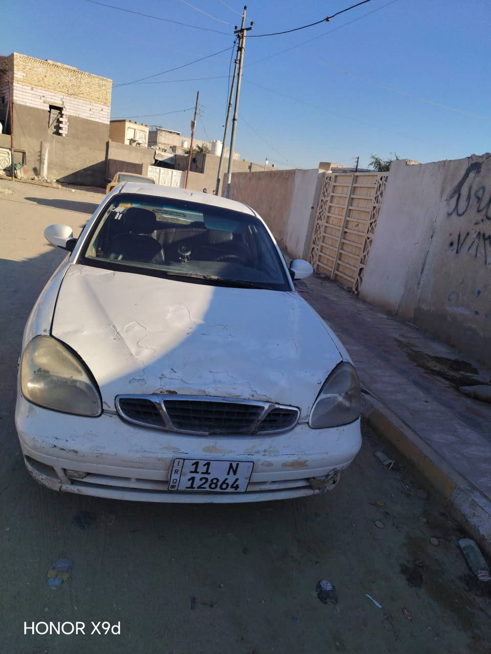 سلام عليكم
سياره دايو نوبرا موديل 2000

محرك وكير اوبترا 1600

صدر امامي كامل شرط 100%

كهربائيات شغاله من الطول للطول 

رقم سياره بغداد انكليزي راعيها ناصريه 

سنويه لل27

سياره تبريد شغال بس بي ليك بالصونده الداخله للراديتر نهاية الموسم صار ليك وعفتها. 

سياره دواخلها جديده ودشبول حاويه جديد 

تخم تاير جديد 

مكان سياره ناصريه مركز 

السعر 35وبيها مجال 

رقم الهاتف

***********
