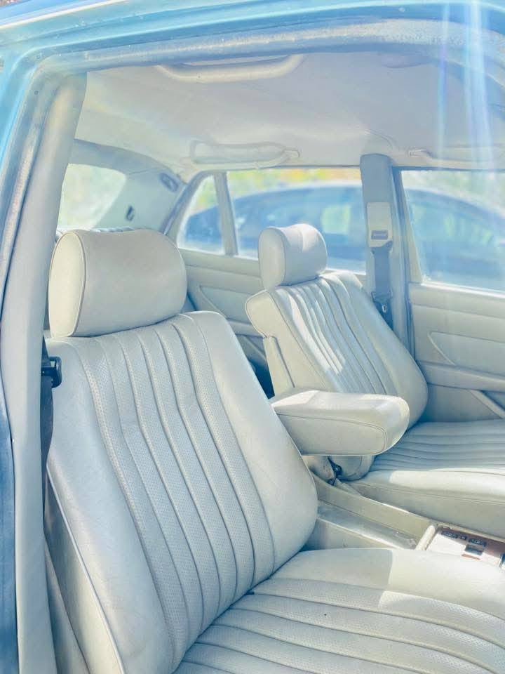 السلام عليكم، مارسيدس رئاسي موديل ٩٠ نجف بأسمي مكاني نجف، محرك وكير VVt 3000 غرفه كهرباء جلد حداديه +اكسل جديد، قواعد الدبل بلاد  
        اتصال    ***********
