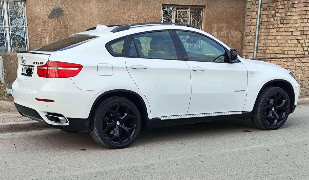 السلام عليكم
X6 xdrive35i n55
2011
خليجيه عروش
ماشيه 120 الف حقيقي
السياره على البلاد 
فول الفول
داتشو 
بوب شفط
مقاعد حضن  vip
دخول ذكي 
بردات 
كاميرات 
وباقي المواصفات المعروفه 
السياره جاهزه 
سيرفس كامل زيوت وفلاتر 
دشبول مصفر 
السعر (((195)))
بغداد باسمي 
مكان السياره 
الغزاليه
***********
