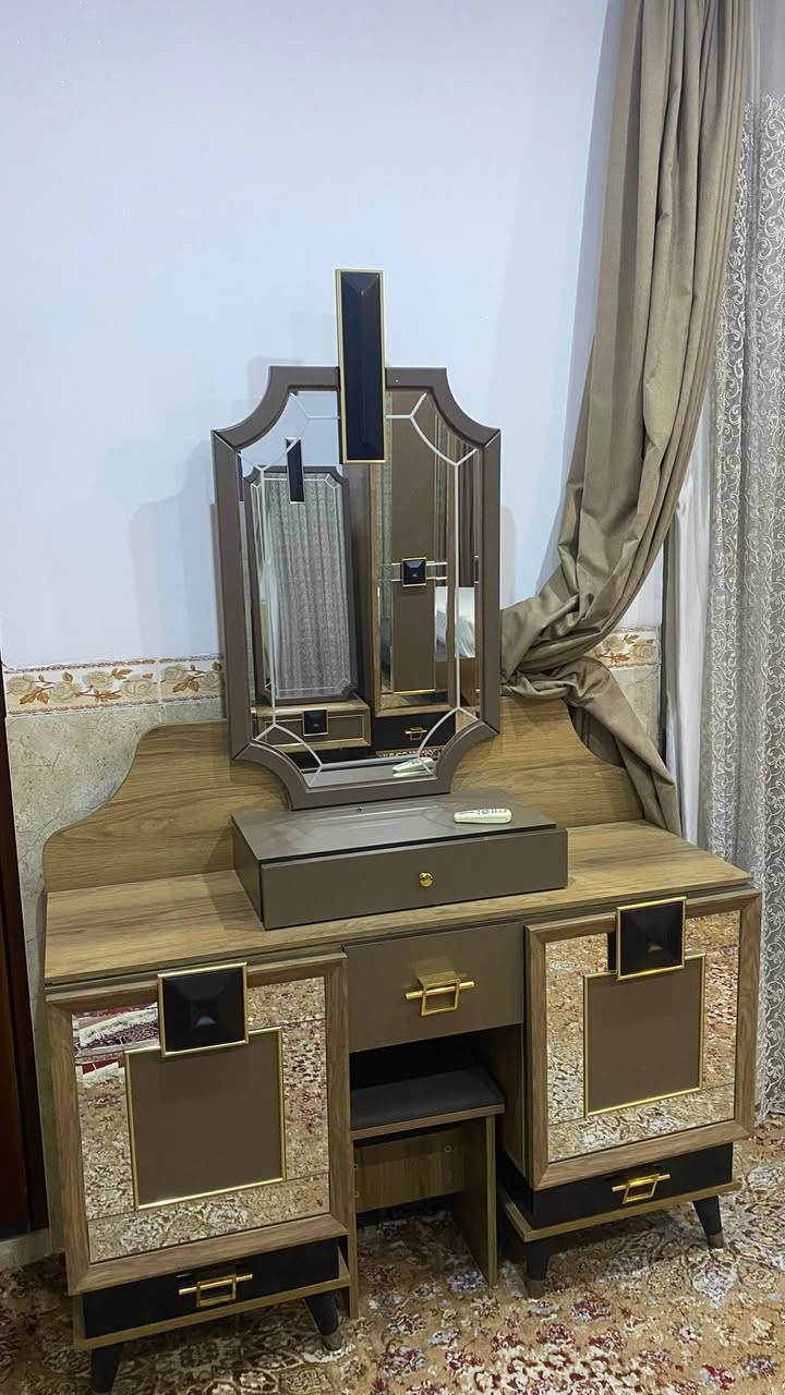 غرفة نوم تركي مع سرير
السعر 600$


**إذا كنت صاحب هذا الإعلان وتريد حذفه لأي سبب، رجاءا أرسل رسالة إلى الدعم الفني**
