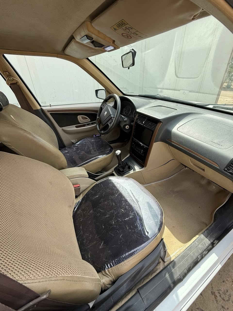 سلام عليكم            بيجو بارص مديل 2021.  كافله عامه جاهزه من كلشي مكينه وكير وحداديه كفاله ماعايزه شي سياره جديده واحلا من الصور تخم تاير جدد 

سعر 68ورقه بيه مجال حك الجيه
رقمي ***********
