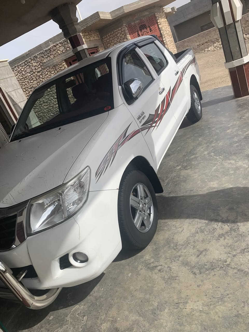 بيكم 2014رقم بغداد انكليزي باسمي جاهزه عل الاخير  تحويل مباشر سنويه 2031مكفوله عدا بارد بلجاملغ الخلفي 
ماشيه 78 الف 
الانبار هيت 
***********
