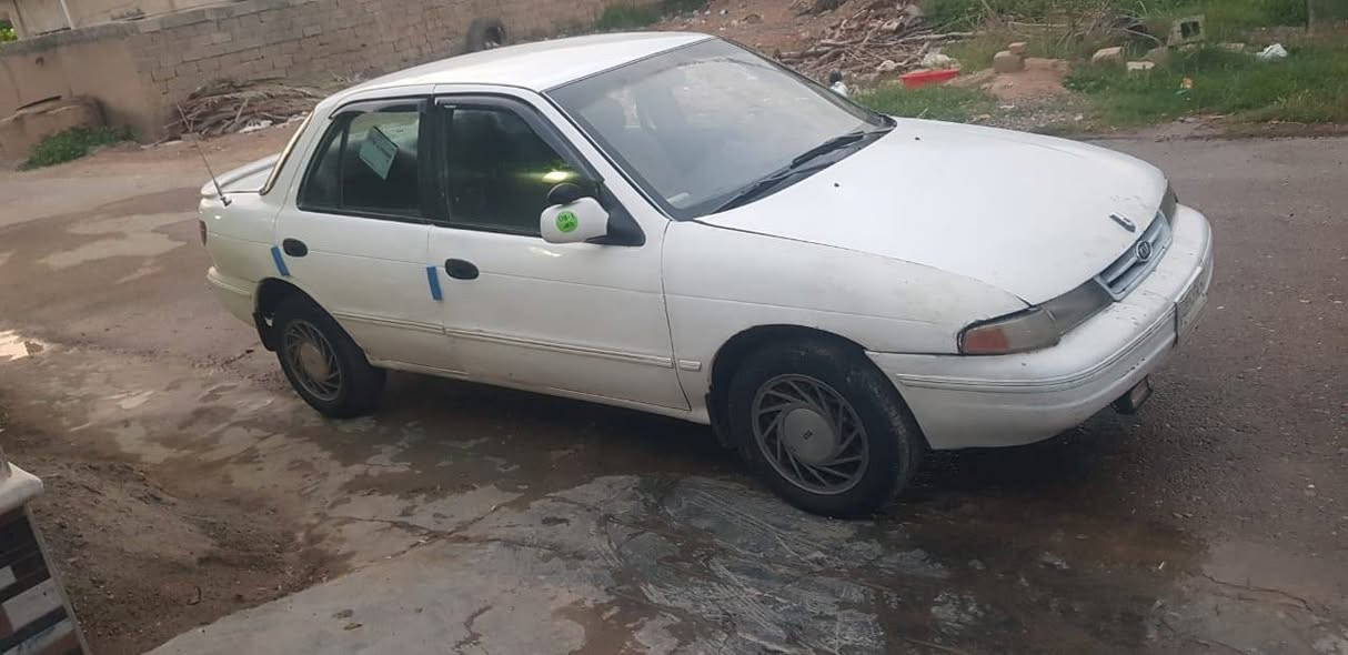 كيا سيفيا للبيع موديل 94 رقم بغداد لو ابيض محرك مفتوح لا تنقيص ولا تبخير تخم تايرات جديد مصبوغه احزام القماره بلاديه كهربائيات كلها شغاله شديتهن قبل شهرين ونص صاحبها موجود جيراني تحويل ثاني مكان السياره محافظة صلاح الدين قضاء الضلوعيه السعر 30 ورقه وبيها مجال رقم الهاتف  ***********
