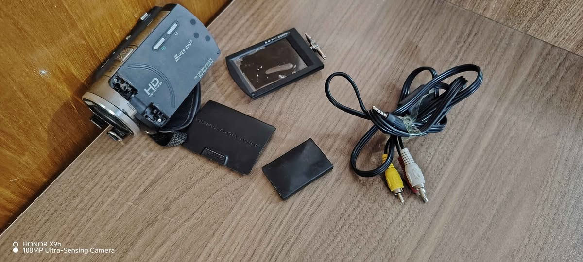 كامره عاطله فحم يرادلها صيانه
الي تفيده 3000 دينار
ويتوفر توصيل لكل المحافظات الرطبة, الأنبار


**إذا كنت صاحب هذا الإعلان وتريد حذفه لأي سبب، رجاءا أرسل رسالة إلى الدعم الفني**