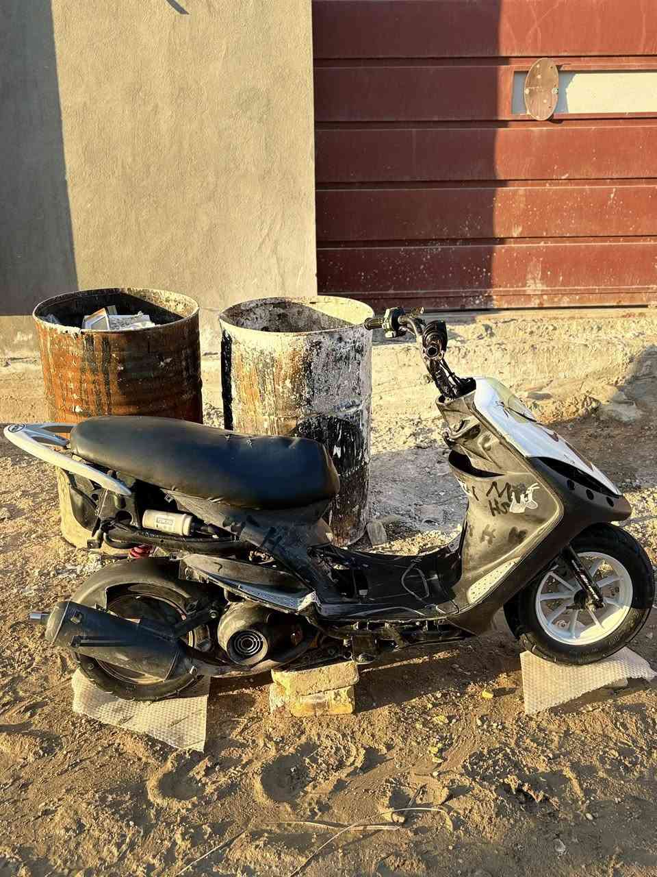 سلام عليكم ماكس عدله للبيع بوشه 55 شلعه ومعدل الدراجه مابيها اي نقص للتواصل *********** او خاص مو شراي لا تعبني
