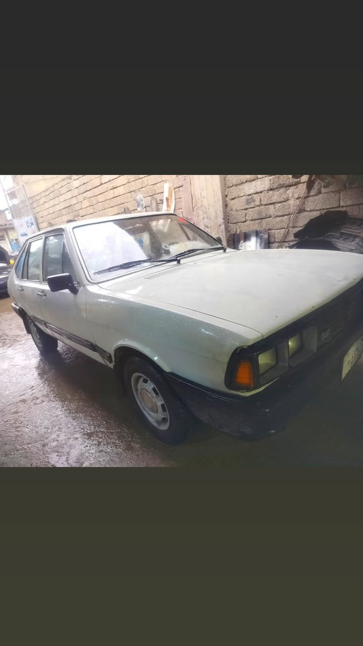 السلام عليكم برازيلي موديل 985 بها صبغ مكانات مكان الموصل الايمن كربون بنزين بيهاه صاحب الشرع موجود شرط التحويل غرامات صفر مكينه جير شرط ضخم امامي وخلفي شرط السعر 17 بها مجال اتصل والدلل ***********عله رقم ***********
