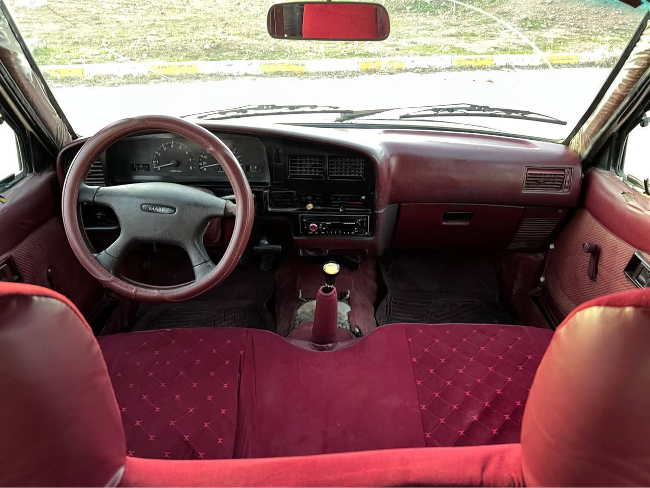 تويتا موديل 1990 ئارم كون كارتوني بةشةرتي ئةوةلياتي هةبي و مالي مةدةني نةبي مةكينة 3 واي گير مةكينة ئةكسل بةشةرت كامل بوياخ كراوةتةوة ليدراوي قورسي نية نرخ 30 گةلا و مةعامةلة شوين چةمچةمال 
***********
*********** شمشمل, السليمانية
