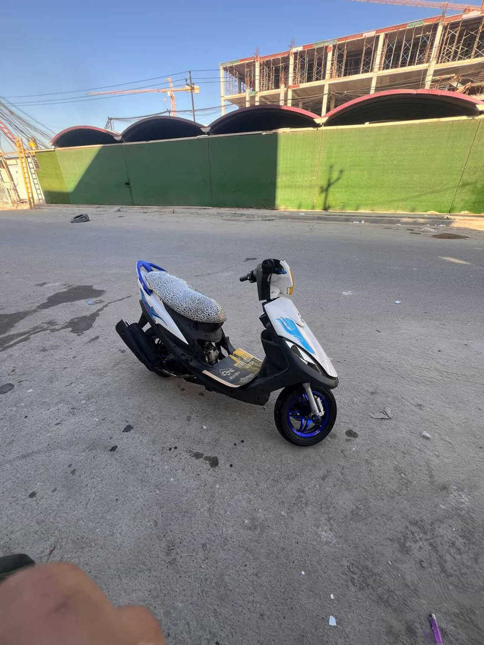 سلام عليكم دراجة ماكس عدلة للبيع دراجة نضيفة كلشي شغال
مكينة ٥٥ كلجات رياضي كلج أمامي رياضي اصلي كلج خلفي رياضي اصلي دراجة كهربائيات شغالة شلعة ومعدل دراجة شلعتهة تشك الكاع الدراجة فقط جبنة طاكة اما الدراجة كاملة من كلشي دراجة تاخذهة تبدل جبنة تشغل نكرة سلف شوكت متشغل نكرة سلف السعر ٤٠٠ وبيهة مجال


**إذا كنت صاحب هذا الإعلان وتريد حذفه لأي سبب، رجاءا أرسل رسالة إلى الدعم الفني**