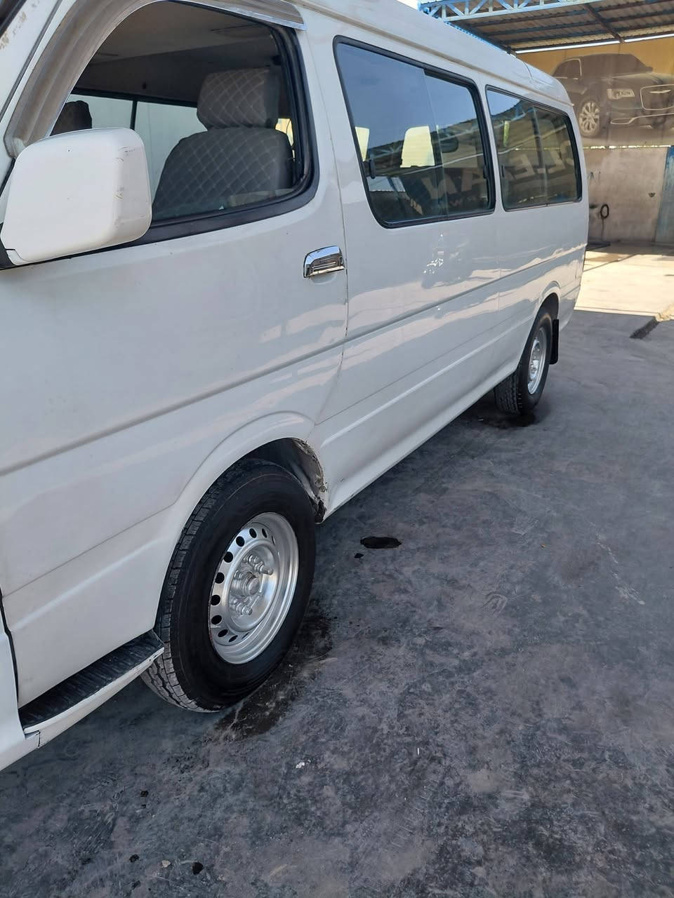 السلام عليكم
جنبي H1 2014 ، رقم انكليزي بأسمي تحويل مباشر ، مكينة كير اكسل خير من الله،  تبريد منظومة جديدة ، تخم تاير  دوشمة نضيفة ، بيها بارد بالكصة وصبغ يم قبق البانزين ، السعر 75 وبيها مجال ، مكاني ابو غريب ***********
