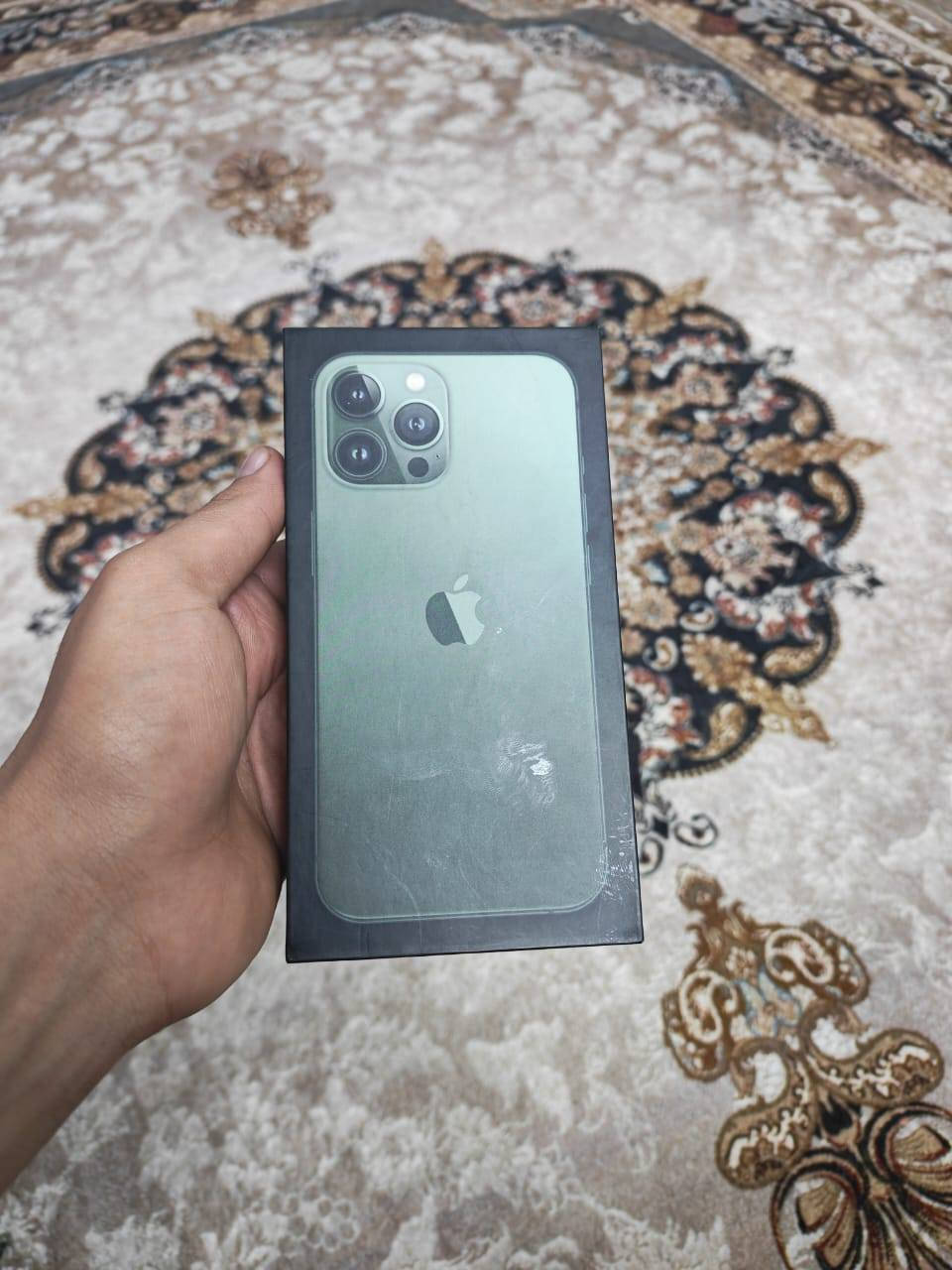 ايفون ١٣ برو ماكس كله بلادي زلغ مابي نضاقه فول الفول كلشي ممبدل بيه مكفول
ذاكره ٥١٢
بطاريه ٨٦
ااسعر ٧٥٠ قفل 
رقمي ***********
