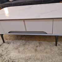 طاولة وسط • عيب صغير • خاص