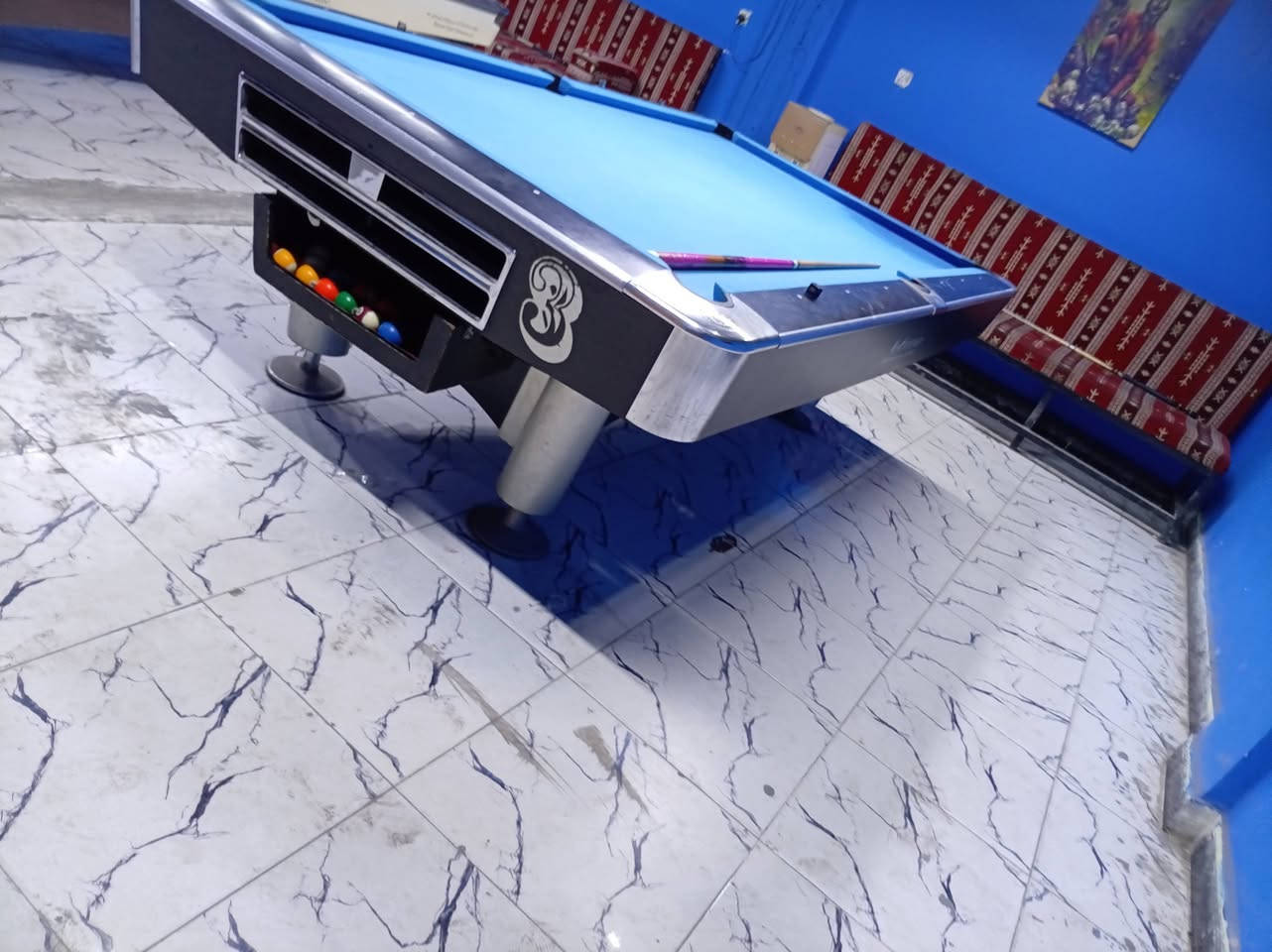 ميزين للبيع
يلن +دوشمه بلجيس
ويركه سجه
نضيفات مكاني بصره سعرهن قفل ٣ مليون 
***********
