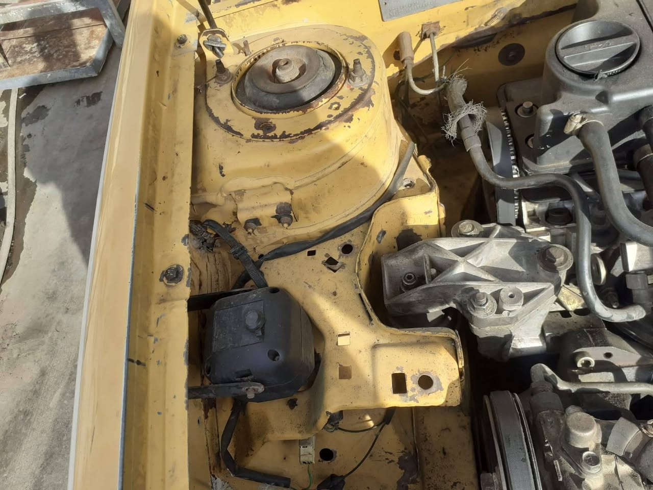 سمند موديل 2011 جير عادى مكينه كير بشرط تابريد مزبوت  وكاله هيا سعر ١٨ ورقه شوين سليمانى *********** السليمانية, العراق
