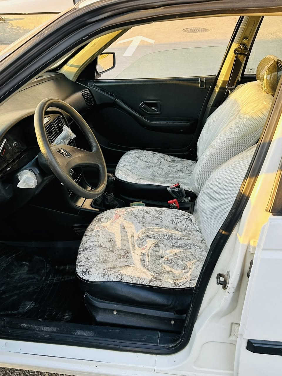 سلام عليكم للبيع جي ال اكس موديل 2012 مكينه كير تبريد صدر تخم تاير كفاله بيها بنيد طاير ومرجعي نفسه وباب يسره وجاملغ خلفي على كد شخط ونصبغن صفاح موس سياره حلوه وموشمه عام ماشيه 103 سعر 49 بيها مجال بسيط بكان دوره خابر وتدلل مكلف بنشر ***********
