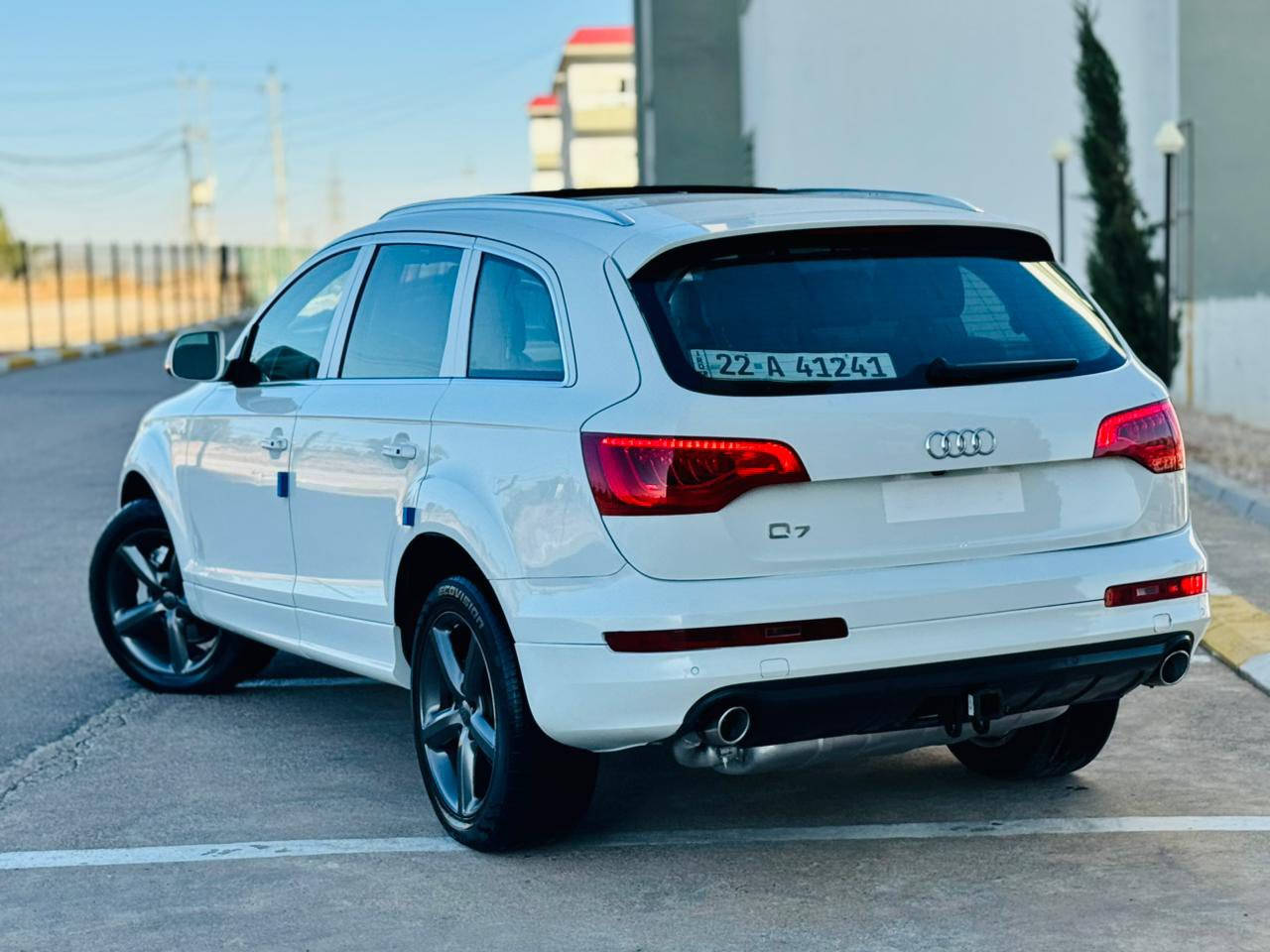 بسم الله الرحمن الرحيم
▫️ئاودى Q7 S-line Quattro 2013 فول مواصفات ١/١
مواصفات خليجي وكالة شريكة سردار ضمان دولي
-----------------------------------------
مكان🌆: سليمانى                سعر💵: 138$
هاتف☎️: *********** /// *********** 
-----------------------------------------
محرك سته سلندر V6 3.0L سوپه ر چارچ محرك بنزين
گير و محرك بشرط مامفتوح
بدون سوت و دغان و صرف  خلل بشرط فحص
ماشية 82 الف حقيقى
-----------------------------------------
▫️سيارة حيل حيلوة جديد ماشالله
(( بيها نص صندوق مصبوغ )) بدون دواخل و بدون أيرباگ
سيارة كل على وضع بيلادي
----------------------------------------
▫️مواصفات
{ بصمة - پانوراما - رادار - داخل بيجي - صندوق شفت - ٣ پردة - ماوس - ٧ راكب - كشنات تتفيئة و تبريد - كشنات جلد - كشن و ستيرن كهربا و خزن - سيدي بوكس - تبريد مركزي - كاميرا - حساس خلفي و امامي - لايت ليد - ڤوليوم - تحديد سورعه - وبعد )
------------------------------------------
اربع تايرات و ويل بيلادي جديد
سنوي و رقم و هه زة كل جديد
ته حويل غه رامة بشرط سنوي بأسمي
سيارة شرط بدون اى نواقص گير و محرك و حدادي و كاهرباى كولة بشرط
-------------------------------------------
بسم الله الرحمن الزحيم
‏ ▫️AUDI Q7 quattro S-line 2013
ئاودى موديل Q7 S-line 2013فول فول مواسفات پانؤراما
مواسفات خليجى سفرى شه ريكه ى سه ردار زه مان
----------------------------------------
شوين🌆: سليمانى              سعر 💵: 138$

موبايل☎️: *********** /// ***********
                ----------------------------------------
مه كينه V6 شه ش بستؤن 3.0 سوپه ر چارچ به نزين
گيرو مه كينه ى به شه رت نه كراوه ته وه
سه وت و سه رف و خه له لى نييه به شه رت
 82 هه زار حه قيقى رؤيشتوه
----------------------------------------
ته نها {{ نيوه ى سندوقى بؤياغه }} به بئ ناوگرتن و بئ ئيرباگ
زؤر جوان ماوه ته وه و نمونه يه له جوانيدا
----------------------------------------
مواسفات
( به سمه - پانؤراما - رادار -  ناوزه رد - په رده - سندوق شه فت  - كوشن سارد و گه رم - كوشن جلد - كوشن و سوكان كاره باو خزن - ماوس - سيدى بؤكس -سئ ريز كوشن - ته بريد مه ركه زى -  كاميرا - حاسه ى پيش و دوا - لايت ليد - ڤؤليؤم - تحديد سورعه - زؤر مواسفاتى تر )
------------------------------------------
چوار تايه ويلى تازه ى و كامل سيرڤزى بؤكراوه
سه نه وى و ره قه م و هه زه ى تازه يه به ناوى خؤمه وه يه
ته حويل و غه رامه به شه رت
{{ گير و مه كينه و كاره باى و هه موو گيانى به شه رت }}
-----------------------------------------
