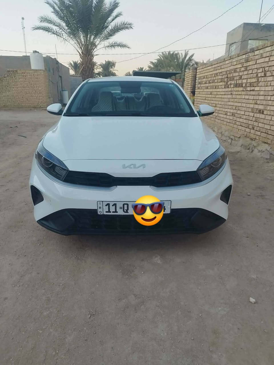 سلام عليكم
سيراتو 24 
سياره جديده كفاله عامه من كلشي 
محرك 1600
ماشيه 24. الف
رقم بغداد بسمي مداور ثاني يوم 
السعر 172 وبيهه مجال للستفسار تصل ع الرقم 
***********
