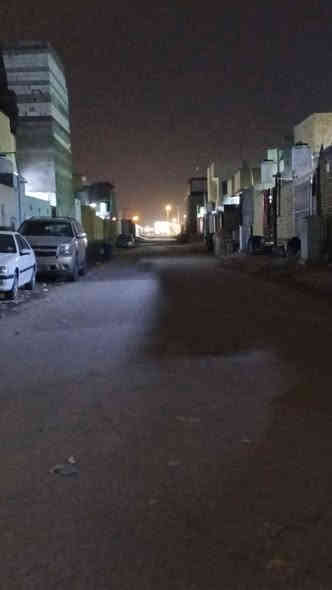 سلام عليكم 
توفر لدينا بيت للبيع 💒
في البصره حي بغداد قرب مجلس محافظه البصره 🏦
بيت مساحته( 320م) 
بيت كله طابوك 
بيت ركن على شارعين 
شارع الاول 10 متر 
شارع الثاني 15 متر 
بيت رقم ـــ بلديه
اليت بي معامله 
يحتوي على 
+4 غرف منام 4×5
+ صاله موزع كبير 
+ صاله استقبال 4×6
+ديوان 5×10
+صحيات داخيله و خارجيه ✅
+ مناور 2
+كراج سياره كبير 
بناء البيت 2021
السعر علخاص 
اللاستفسار 💵
***********
