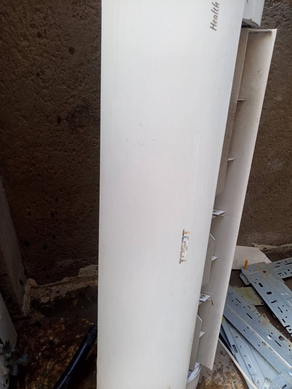 سبالت طن ونص العدد 3  وبيهن واحد طن هم كلهن عاديات مو انفيتر

توسوت طن ونص انتاج 2023 بلادي حار بارد 400 قفله
كري طن ونص انتاج 2024 حار بارد  قفله 400 
ميديا طن. نص مشتغل فقط عام.  حار بارد قفله 350
توسوت واحد طن انتاج 2023 حار بارد قفله 250 
توصيل داخل بغداد فقط
تصال فقط ***********
