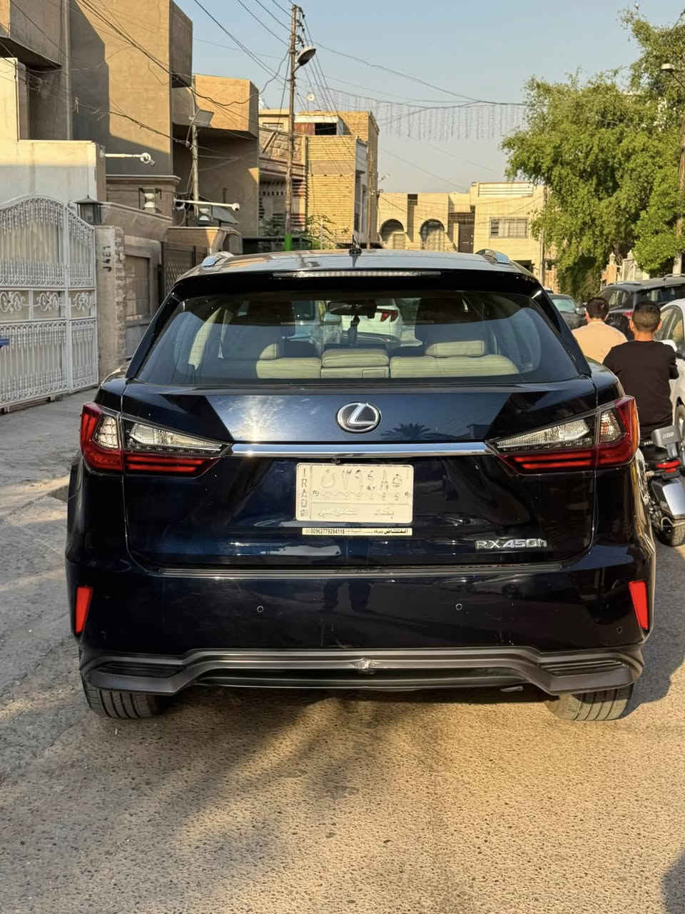 لكزز 
2022
RX450 H
محرك 3500 
هايبرد 
6 سلندر 
بيها اكثر من قطعه صبغ 
ماشيه 54 
لون نيلي داخل بيج 
العنوان السيديه
فول موصفات 
الرقم ***********
