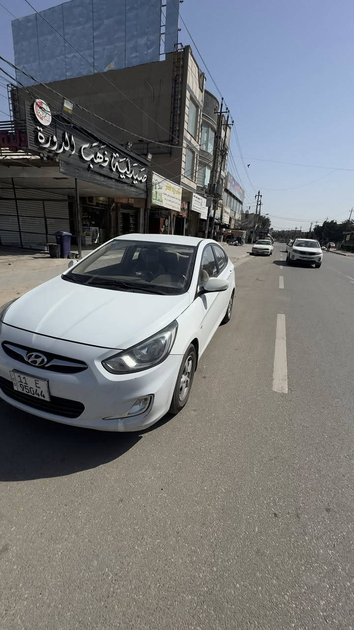 اكسنت ١٣ خليجي
اكسنت ١٣ خليجي ١/١ كلين نقطه صبغ مابيها محرك 1600 دوش المرغوب اقتصادي بصرف البانزين بيها كم قطعه بارد و طخه بالدوسه تبريد ثلج رقم بغداد و باسمي  السعر ٩٨ و بيها مجال
***********
