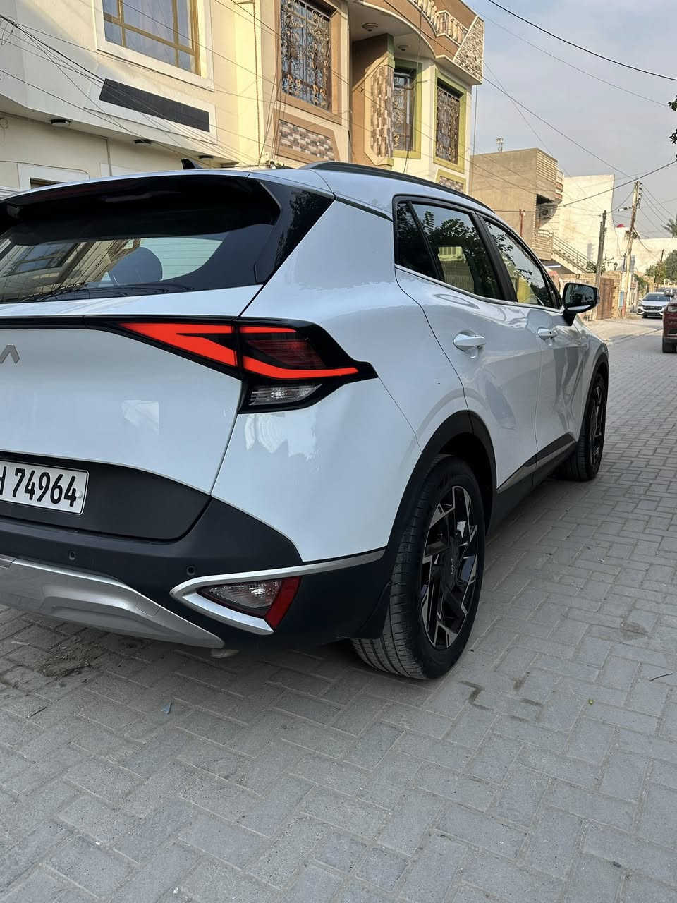 سلام عليكم للبيع كيا سبورتج 2023 خليجي رقم اربيل سيارة فول مواصفات 1/1 عدة البانوراما 
بصمة 
كشن كهرباء
جنطة كهرباء
تدفئة كشنات وستيرن
مود درايف
لد امامي خلفي
شاشة ديجيتال
حساس امامي خلفي 
مكينة 2000 دوش
كير AT
مري كهرباء
مكاني السيدية 
للاتصال ***********
