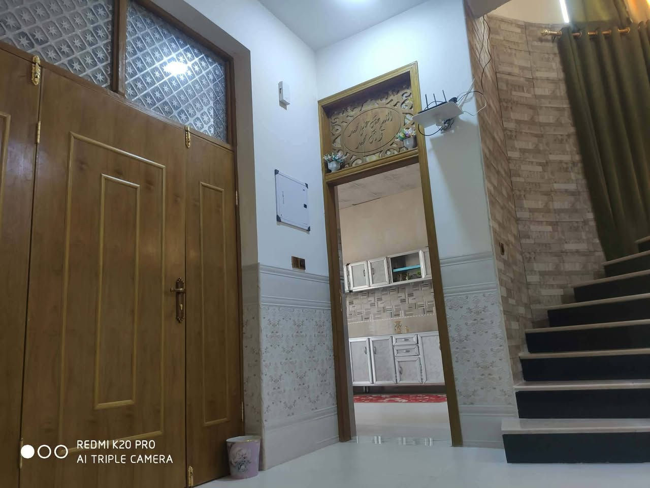 🏠 دار للبيع طابو صرف 
📐مساحته 280 متر يقع في حي خرباط خلف الإمام  القاسم 

يبعد عن الامام القاسم( ع)حوالي 200متر

شارع فرعي ....تفاصيل الدار 

🛏غرفتين نوم نظام سويت 

صالتين للضيوف والعائله 

استقبال 

مطبخ حار وبارد 

صحيات داخليه ومغاسل وخارجية 

بناء حديث 

للعلم البيت مطلوب سلفه مبادره 60 مليون 

للاستفسار مراجعة مكتب عالم العقار في الجمعية مقابل الإطفاء او الاتصال

***********

***********

 #عندك_عقار_للبيع_فقط_راسلنا_اواتصل
