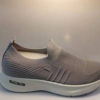 اسكجر ولادي وبناتي • مقاس ٣٧-٤١ • ٣ الوان