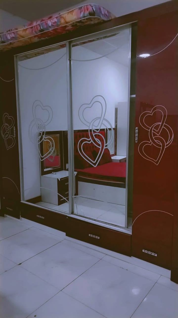 غرفه نوم تركيه مستعمله نضيفه سعرها600وبيها مجال ***********
