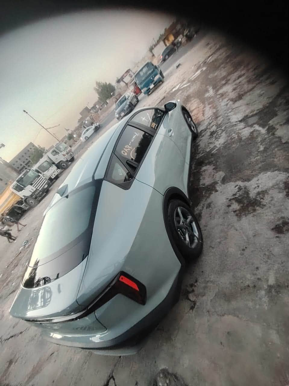 كيا ام فور 2025 بدون حادث كلين حادث بس الكيس من جوه بغداد البلديات *********** السعر 162

