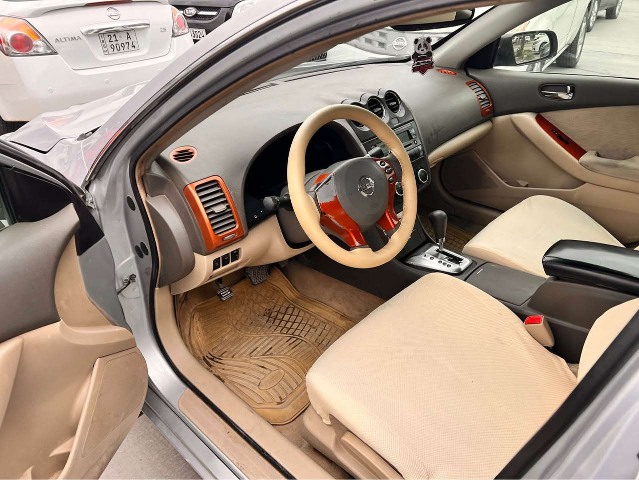 التیما ٢٠١٠ خلیجی سعر مناسب نشر سونار ٣ قتع امامی صبخ بدون دواخل بدون ارباک  شرت کیر محرک  صدر رقم سنویە کلش جاهز بدون صرف بدون بغار رقم سنویە جدید قمارە جیە جراد مکان کلار 

*********** كالار, السليمانية
