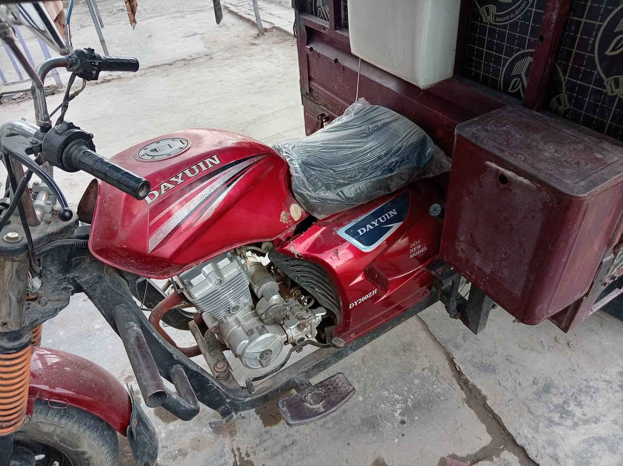 اسلام عليكم ورحمة الله ستوته ديوان كير محرك شاصي كفاله كهربائات كلها شغاله مبيها اي نقص أوراقها كامله كلها وعندي مكاتبه بسمي همينه سعر 900 الف مكاني الأمين ثانيه شارع الأرامل رقمي ***********
