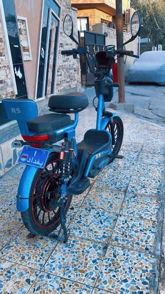 ‏سلام عليكم دراجة SR ‏موديل 24 دراجة كامل ￼ ‏مواصفات البطارية 5 السعر 300 وبها مجال ***********￼￼￼
