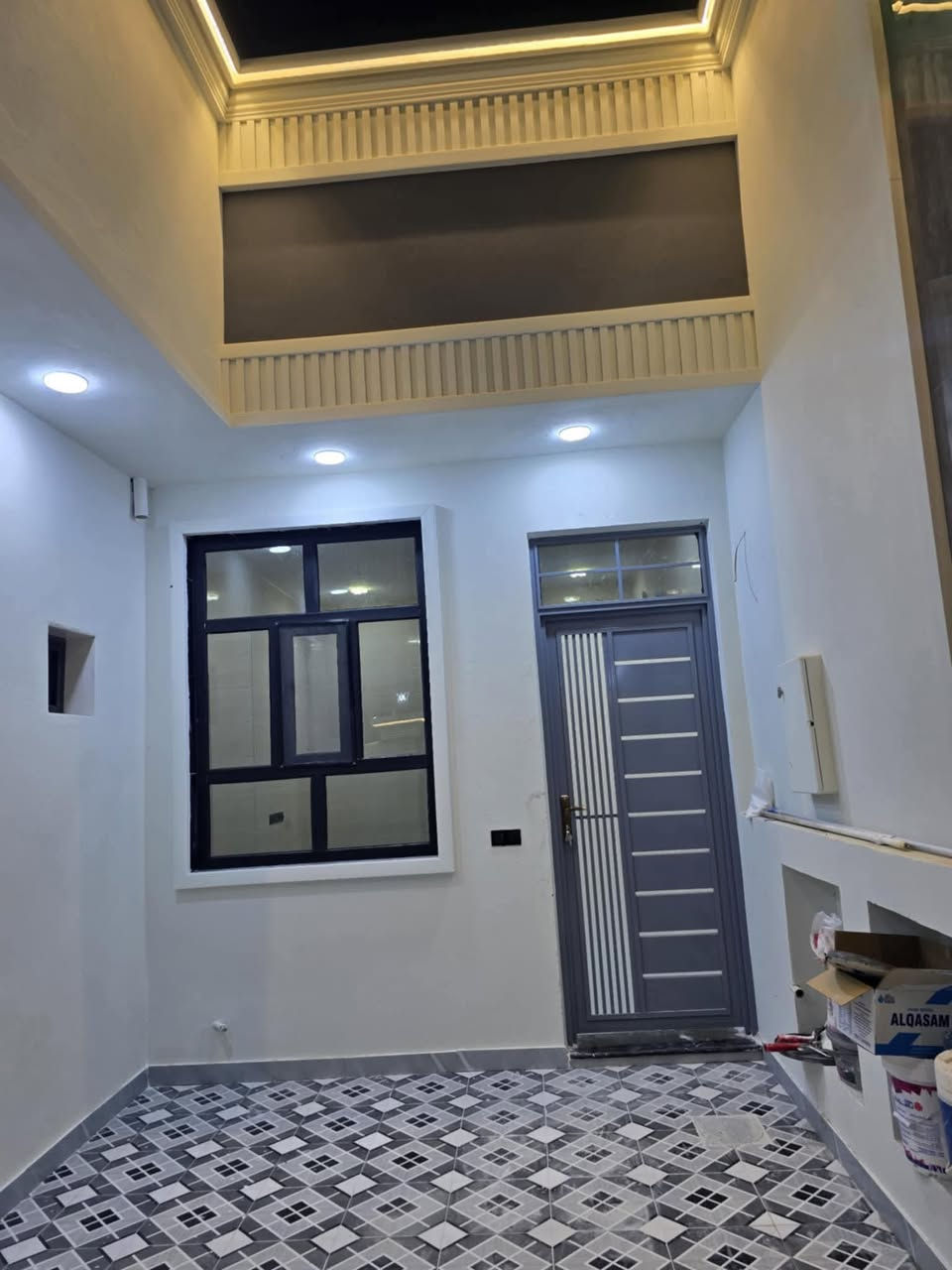 🏡 2 بيوت للبيع_بناء حديث
الديوانية / مجمع توحيد العفلوكي طريق السنيه السياحي وره سكة القطار . 
🔸طابو زراعي سند 25  . 
مساحة البيت الواحد 200م² – طابق واحد
🔹 2 غرفه نوم + استقبال + صالة
🔹 3 صحيات
🔹 مطبخ 
📞 للاستفسار:*********** واتساب مراجعه المكتب العاصمة للعقارات والمقاولات العامه العنوان الديوانية ام الخيل ساحه الاحتفالات قرب البلديه الجديده ***********
