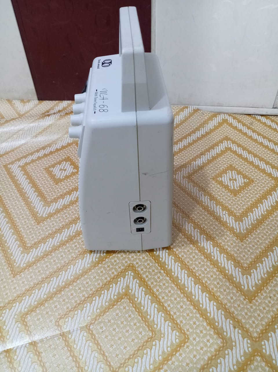 مكبر صوت يعمل على البطاريات والكهرباء 220 فولت شغال وعلى بلاده بدون أي خلل أو تصليح نهائياً

السعر 25 ألف
يوجد توصيل


**إذا كنت صاحب هذا الإعلان وتريد حذفه لأي سبب، رجاءا أرسل رسالة إلى الدعم الفني**