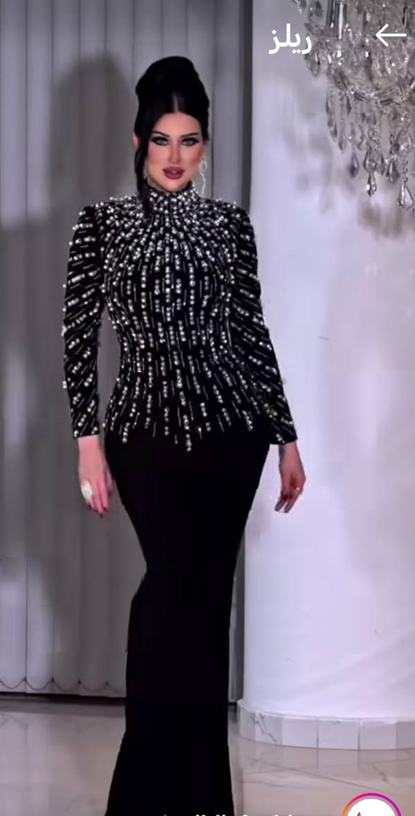 السلام عليكم عندي فساتين نفس الصورة بالضبط القفطان لونه اسود والفستان بنفسجي يخبل قياسهم ٤٨ ويلبس ٤٦ و٤٤ بالضبط اخذتهم ب50 الف ابيع الواحد ب35 الف وبيهم مجال بسيط


**إذا كنت صاحب هذا الإعلان وتريد حذفه لأي سبب، رجاءا أرسل رسالة إلى الدعم الفني**