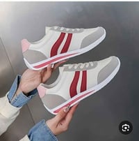 حذاء رياضي نسائي • خفيف الوزن • كربلاء