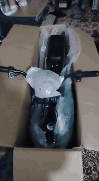 دراجه شحن للبيع بالكارتونة سعر325 وبيها مجال بسيط شراي خابرني078820442...