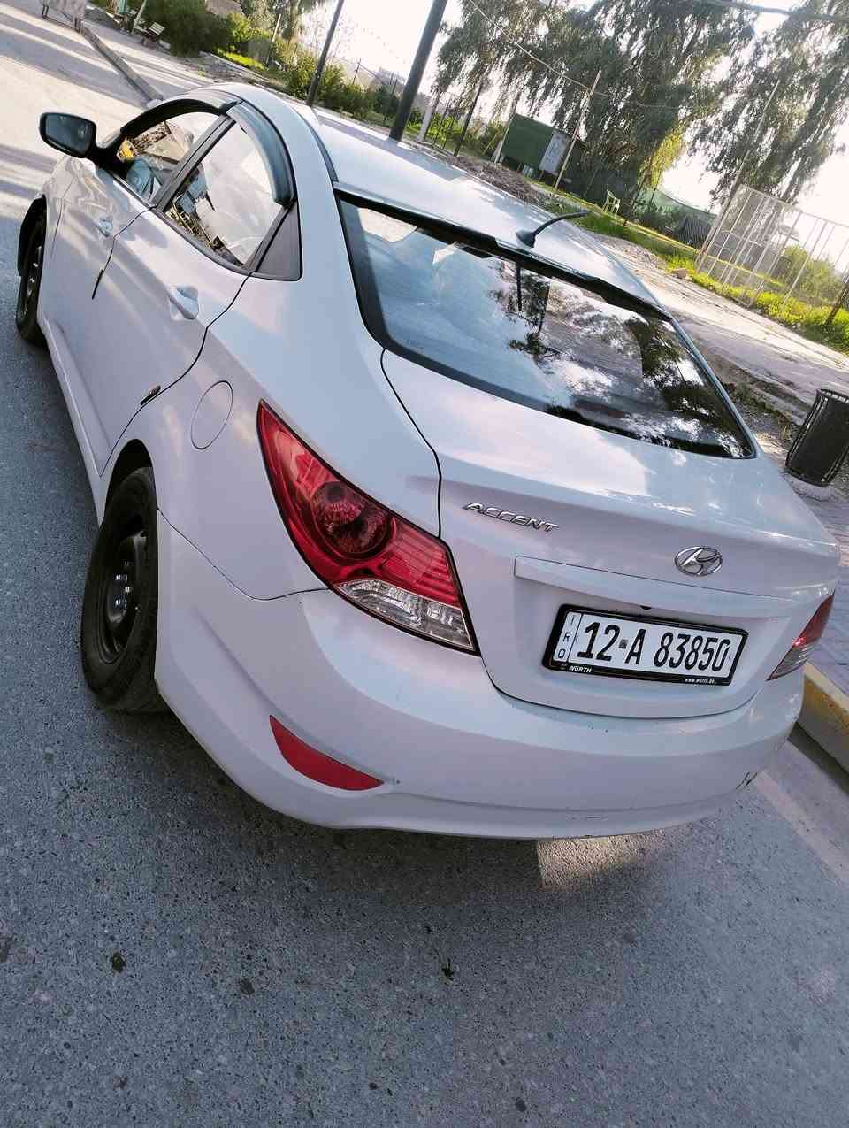 للبيع 
اكسنت خليجي مضلع رقم نينوى انكليزي بأسمي موديل 2017 هزه جديده وسنويه جديده إلى 2035 كاربون بانزين بيها  تبريد ثلج ❄ محرك 16 GDi وكير شرط كير AT بدون ضرر ولا صبغ السيارة جاهزه قفل مركزي جامات كهرب 
 شرط تحويل موصل حي العربي السعر مناسب 
الاستفسار اتصل 
***********
***********
