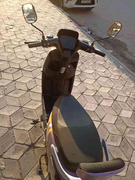 دراجة ريان ام عيون للبيع الحالة نظيفه جدا 
 6 بطاريات مسطرة 
ملف 1500 
تمشيك 45 الى 50 كيلو بالشحنة 
الدراجة استعمال شخصيى نقل لمستفة بسيطة يعني الدراجة مامتعوبة 
عارضها ب700 وبيها مجال للشراي 
مكاني بغداد الطالبية 
***********
