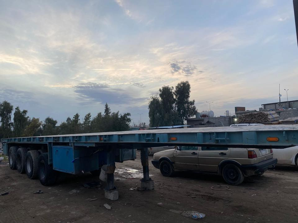 السلام عليكم 

للبيع عربانه حداديه اربع دناكير فصال الجرف سبرنك الرابع رفاع دناكير 14 طولها 13,70
كفاله عامه  من الدنكير للدنكير
للاستفسار ***********
