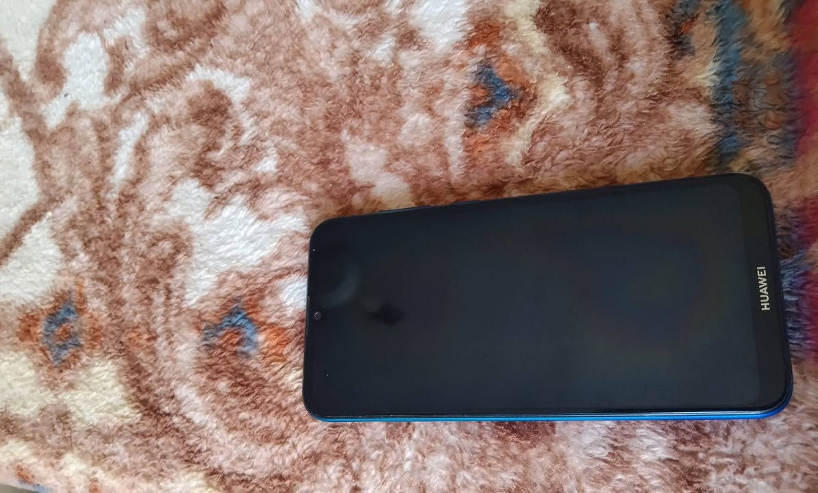 موبايل Huawei Y9 Prime 2019 لبيع نضيف مبديل بس ايسي الشحن مرة وحده  السعره نهاية 60الف العنوان حي العسكري 
تواصل واتساب ***********
