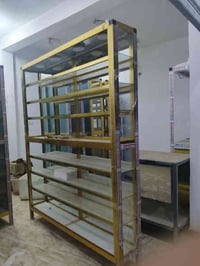 فترينات • عدد ٢ • مقابل مرور الحسينية